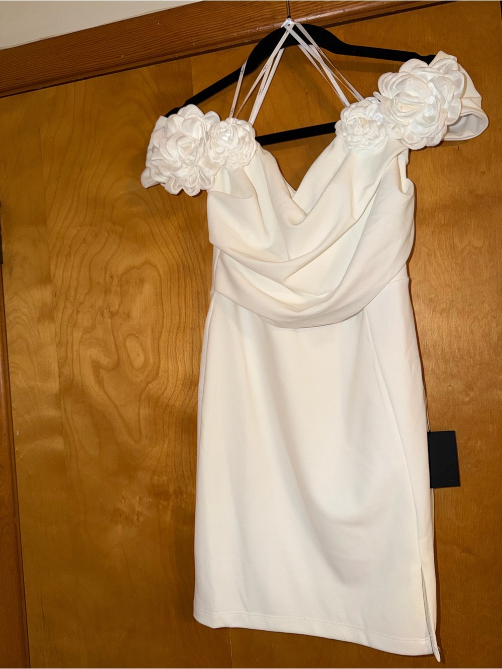 Lulu's Ivory Strapless Floral Appliqué Cocktail Dress